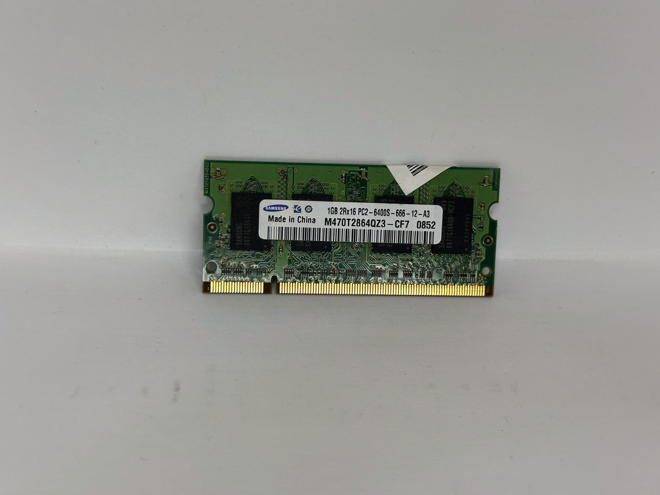 IMG_8312 Samsung M470T2864QZ3 -CF7 1GB DDR2 RAM - Görsel 1